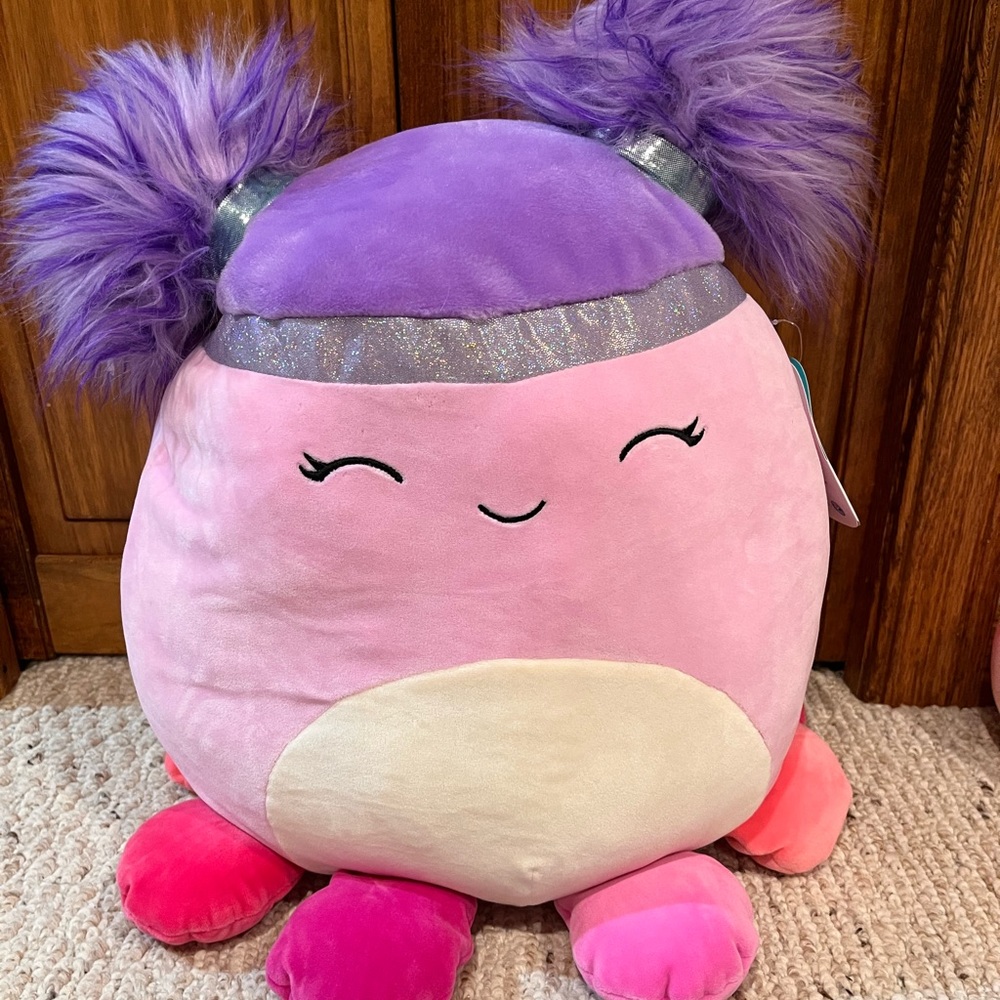 ADORABLE 14” SQUISHMALLOWS SQUISHDOO JEANNE💜💓🧡